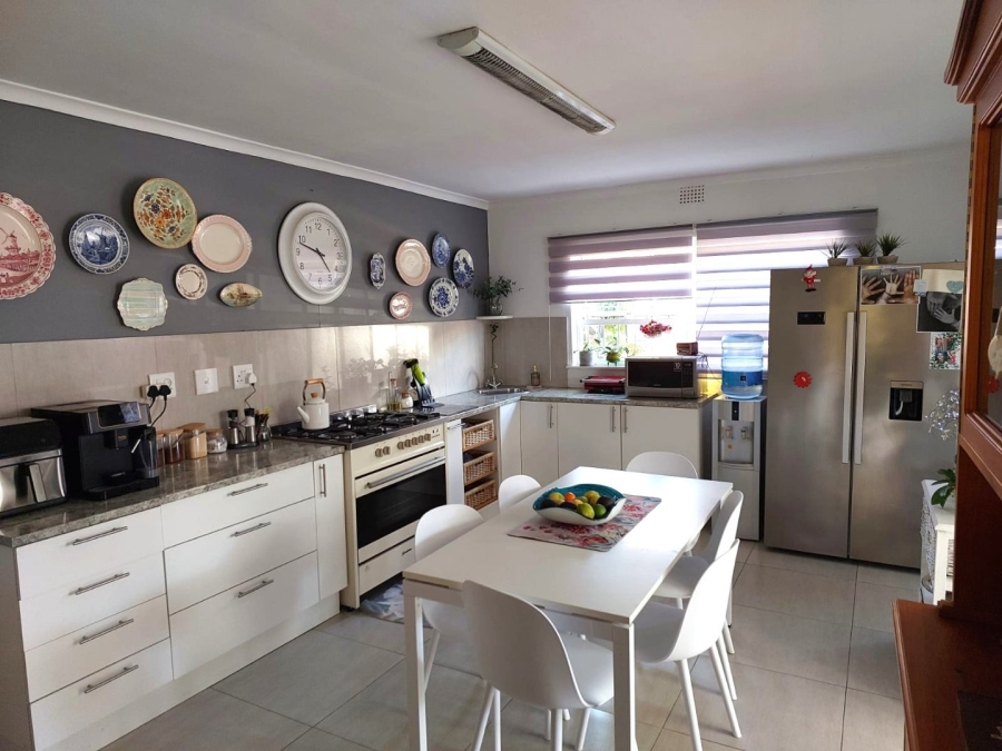 4 Bedroom Property for Sale in Winslow Western Cape